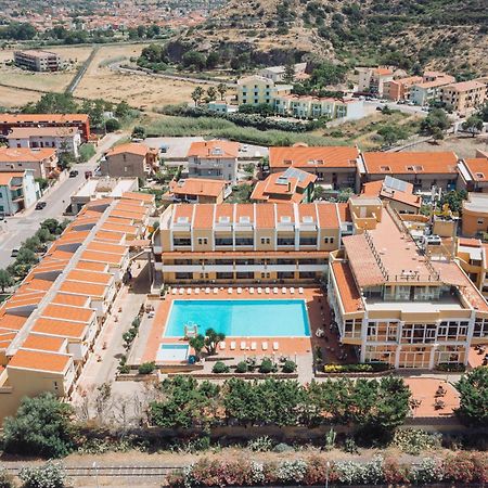Malaspina Hotel & Resort Боса Экстерьер фото