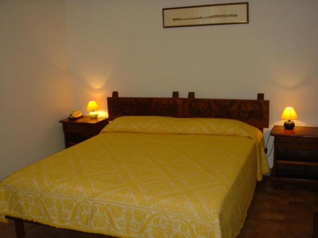 Malaspina Hotel & Resort Боса Экстерьер фото