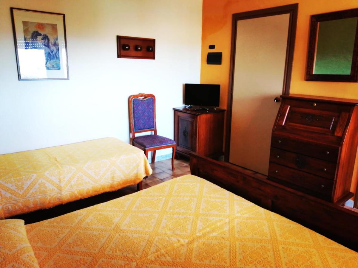 Malaspina Hotel & Resort Боса Экстерьер фото