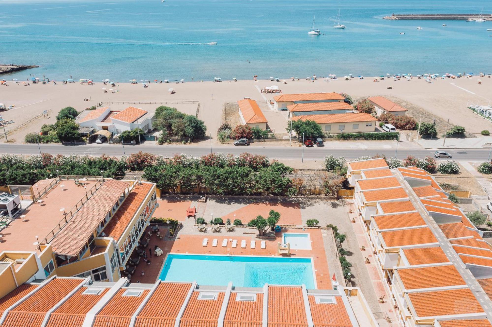 Malaspina Hotel & Resort Боса Экстерьер фото