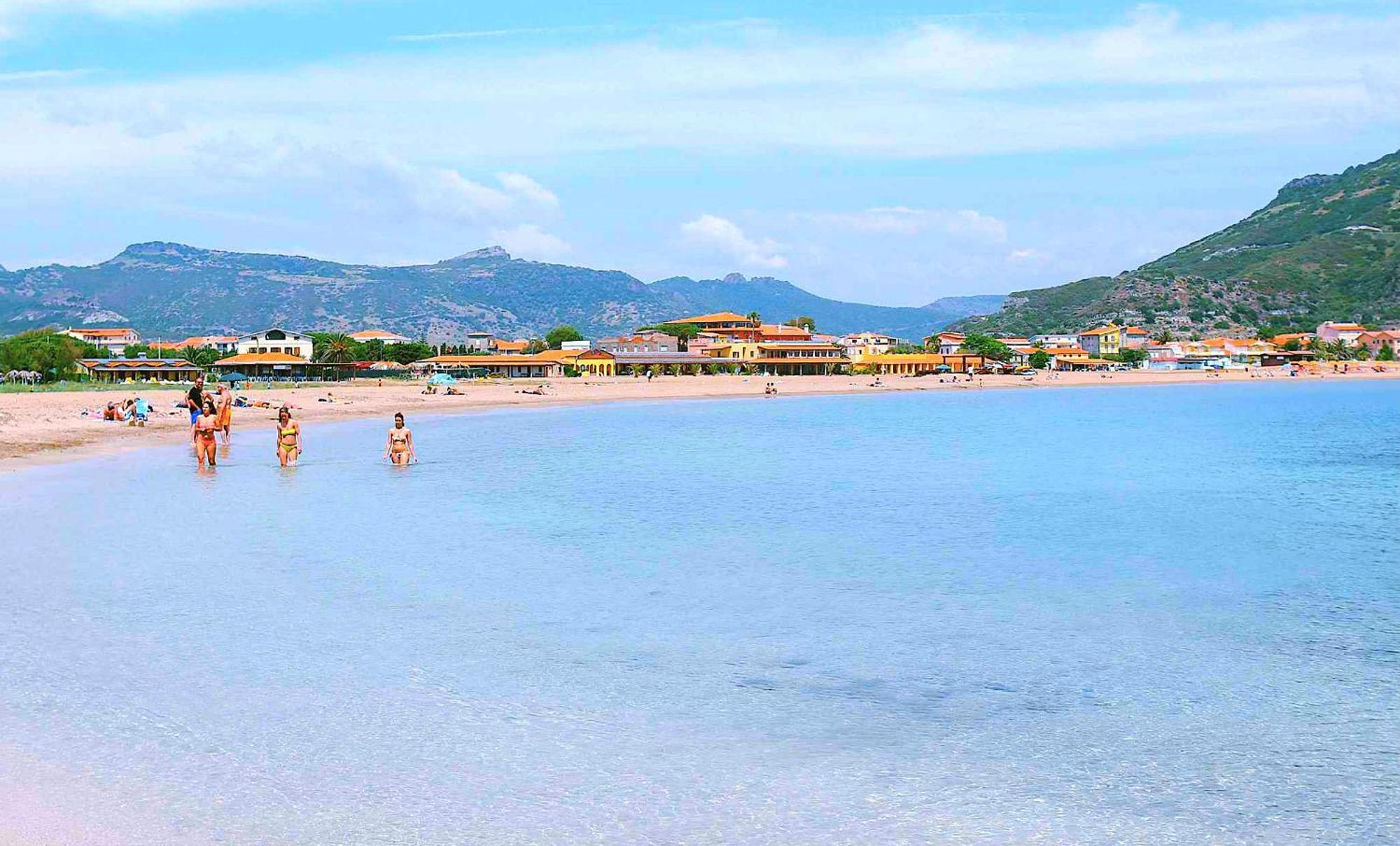 Malaspina Hotel & Resort Боса Экстерьер фото