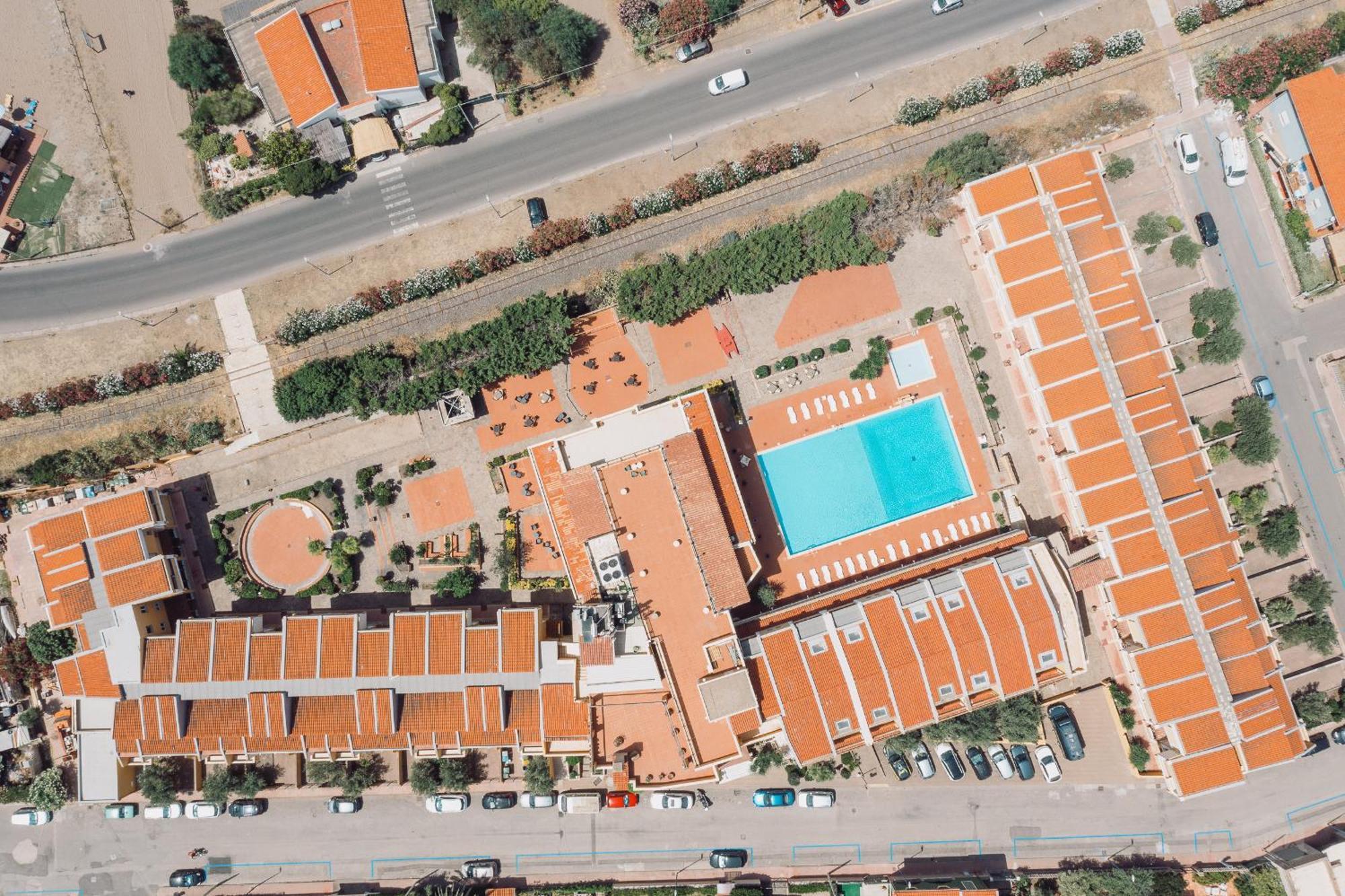 Malaspina Hotel & Resort Боса Экстерьер фото