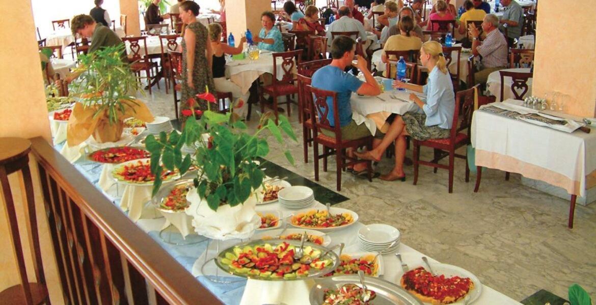Malaspina Hotel & Resort Боса Экстерьер фото