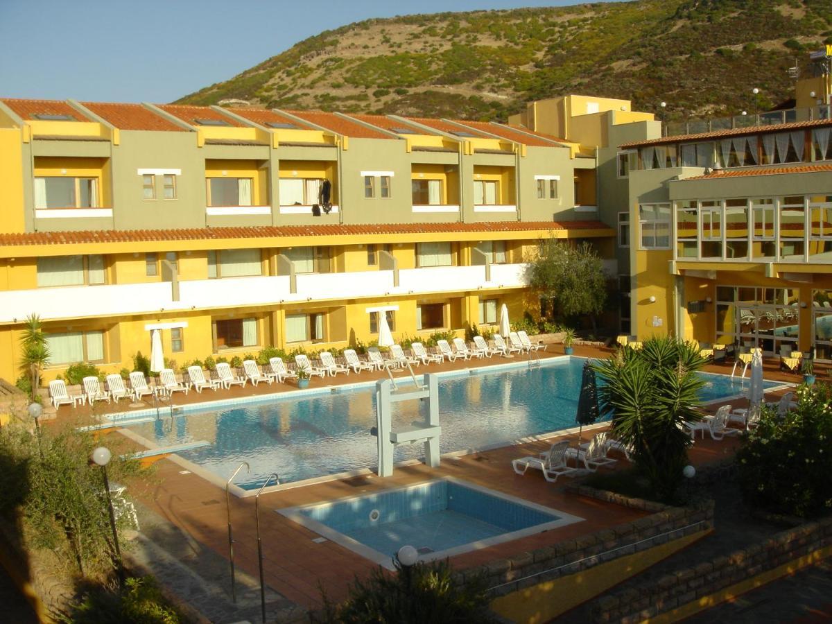 Malaspina Hotel & Resort Боса Экстерьер фото