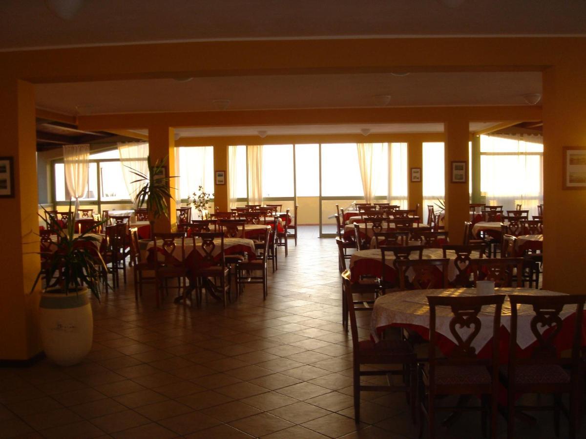 Malaspina Hotel & Resort Боса Экстерьер фото