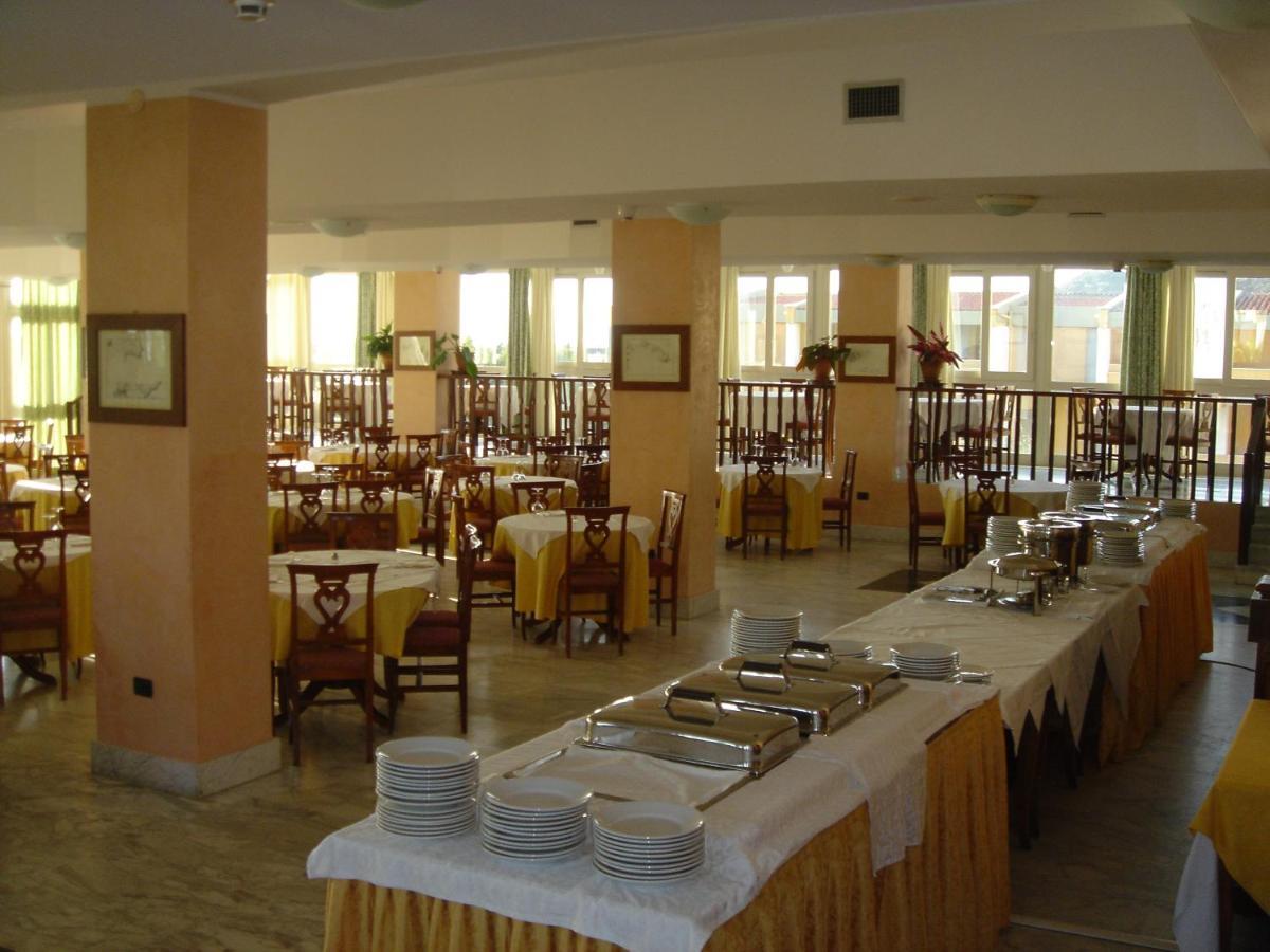 Malaspina Hotel & Resort Боса Экстерьер фото